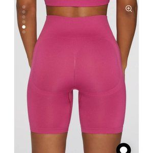 Bo + Tee Push Yourself Biker Shorts Size Medium